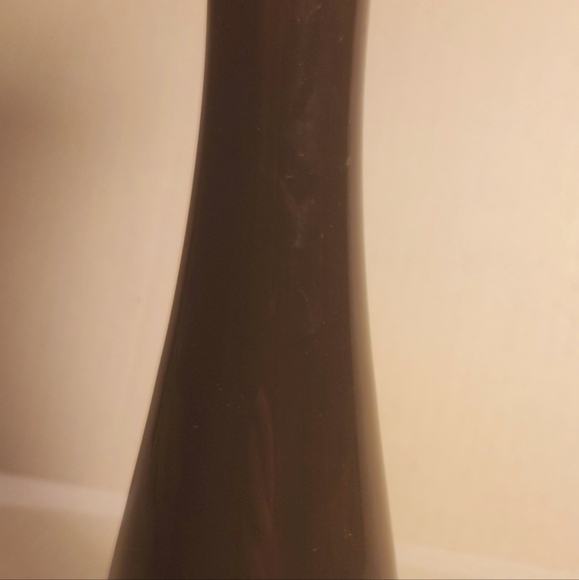 Black flower vase with handpainted pink and white flowers unbranded - Picture 5 of 5